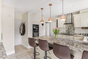 Photo 16- click for photo gallery